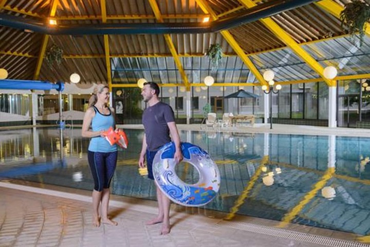 Pools & Facilities