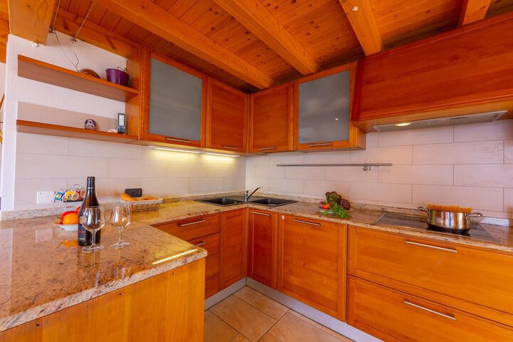 Room 26 of 42