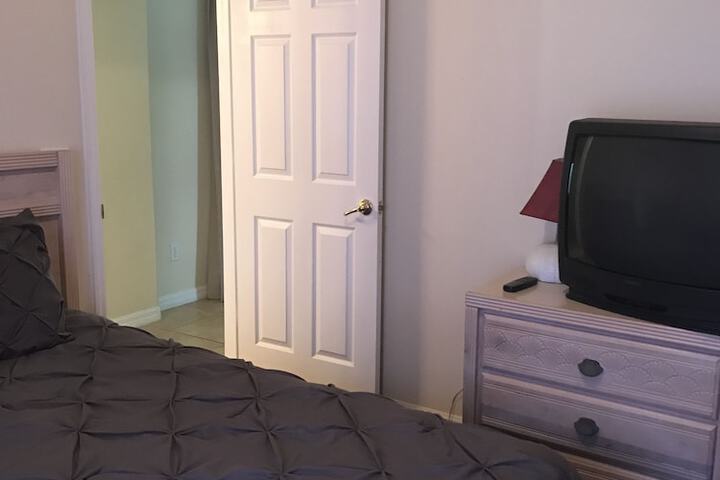 Room 17 of 92