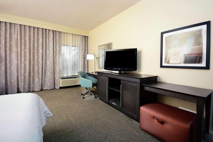 1 King Bed with Sofa Bed (3 of 31)