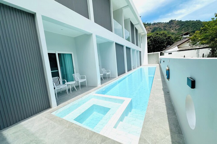 Pool 46 of 75
