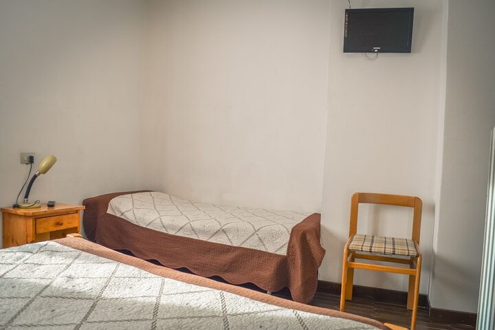 Room 26 of 94