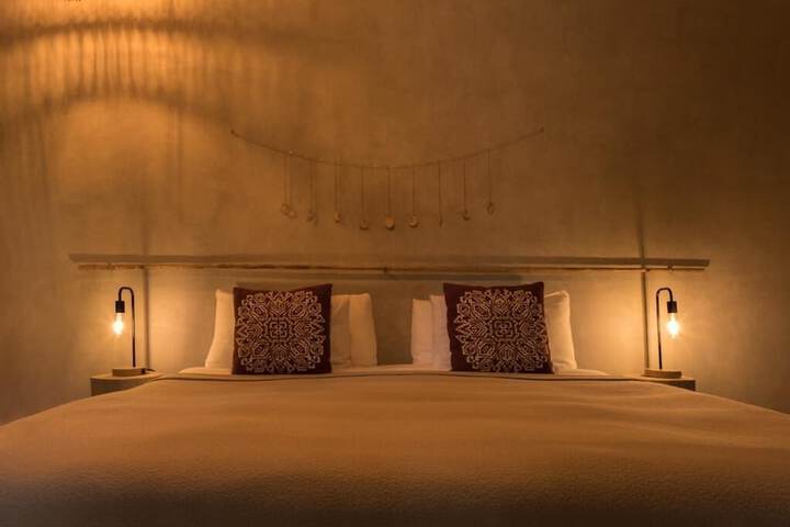 Room 3 of 26