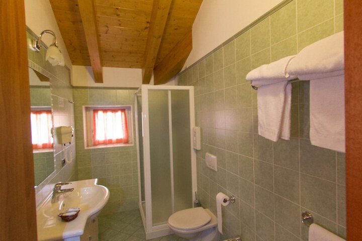 Room 45 of 92