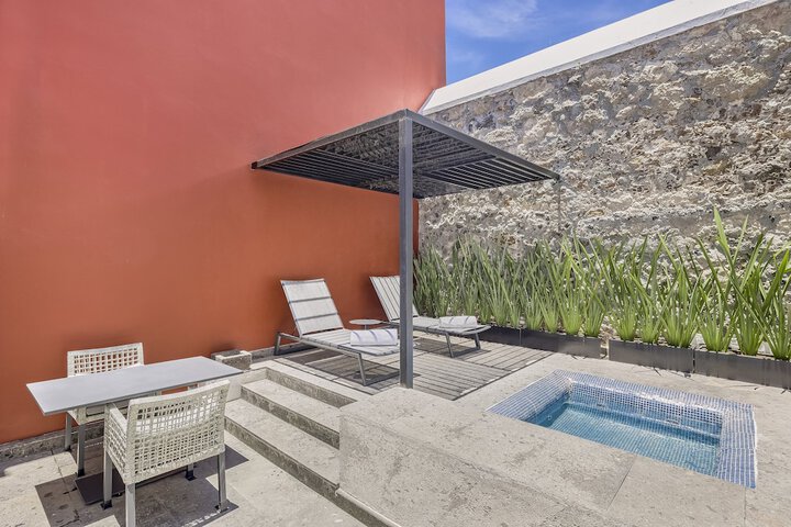 Terrace/Patio 41 of 170