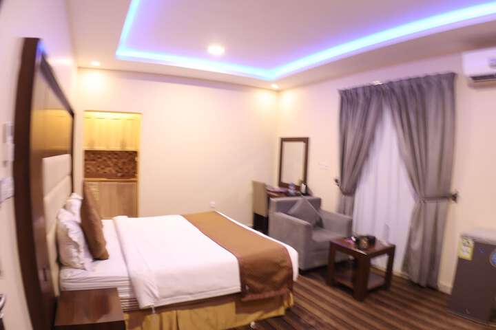 Room 29 of 80