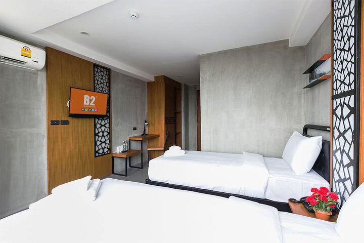 Room 15 of 32