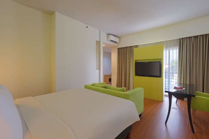 Room 7 of 30