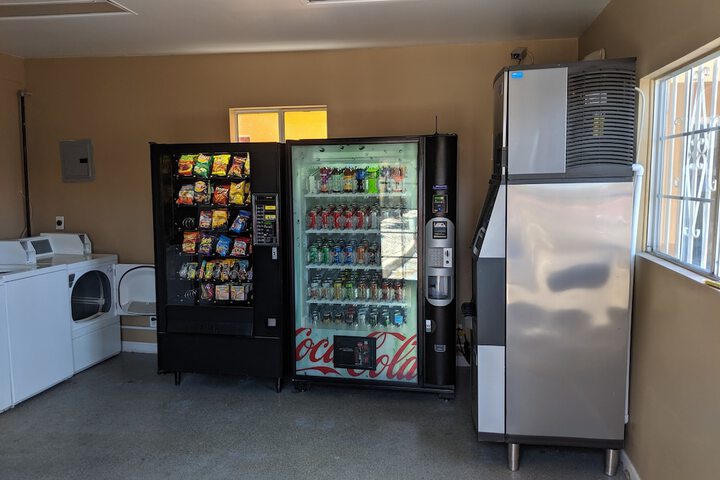 Snack bar