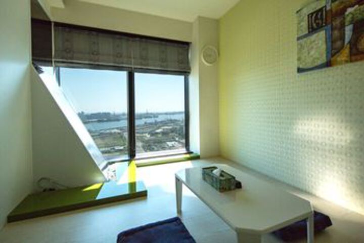 Room 77 of 89