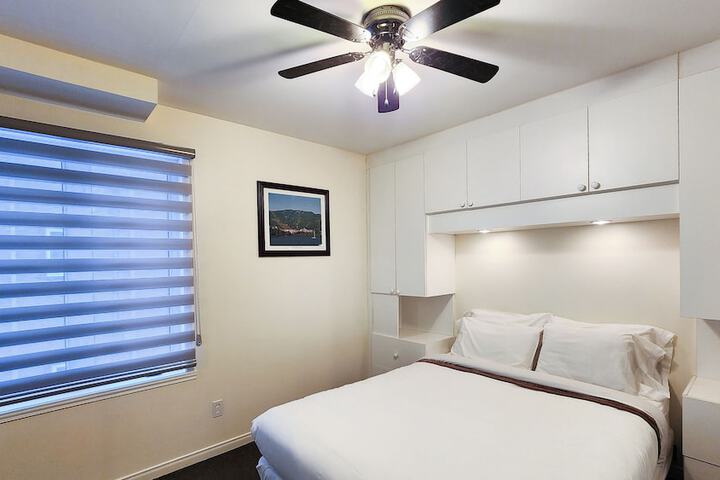 Room 4 of 51