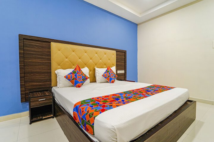 Fabhotel Central Inn Residency