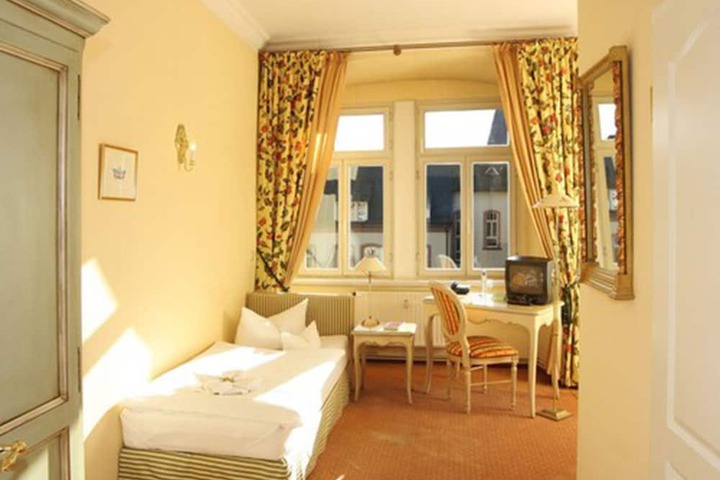 Room 12 of 56