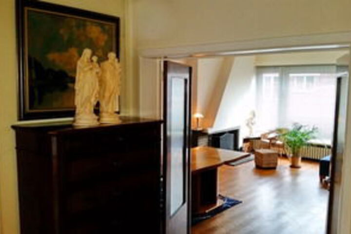Room 12 of 33