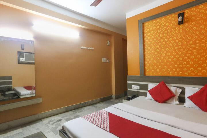 Room 14 of 20