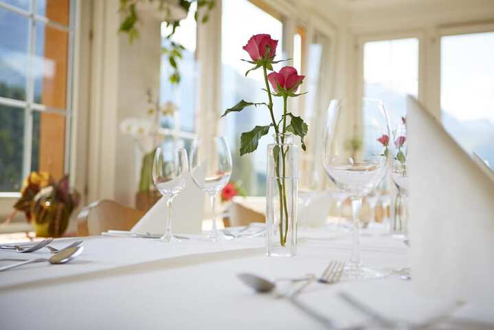 Dining 70 of 103
