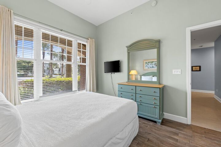 Room 8 of 41