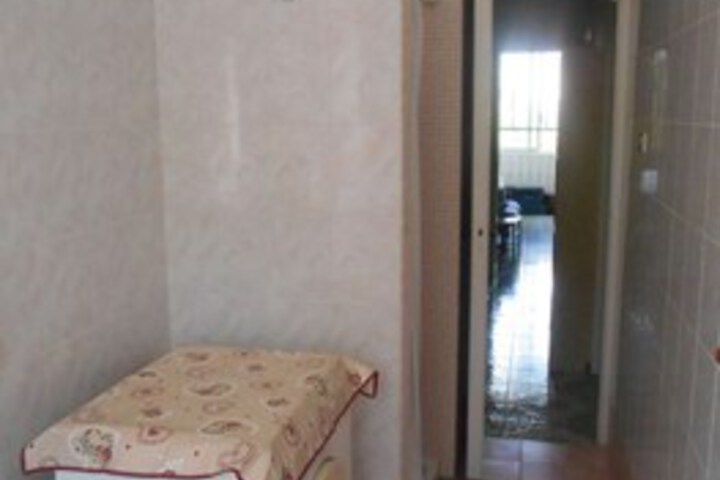 Room 2 of 30