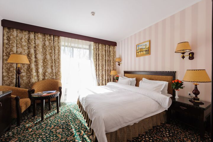 Room 13 of 70
