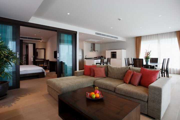 Room 18 of 50