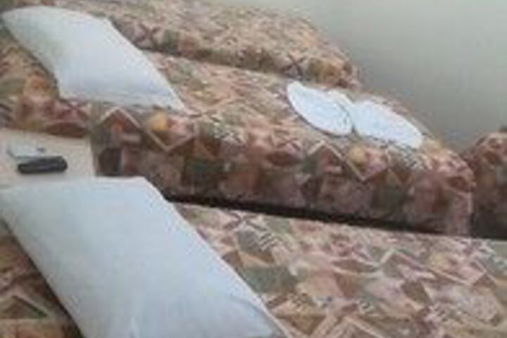 Room 14 of 27