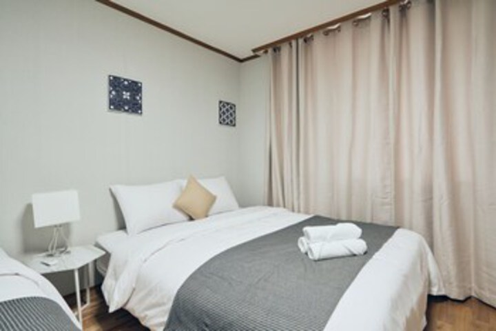 Room 32 of 45
