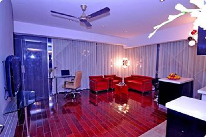 Room 18 of 23