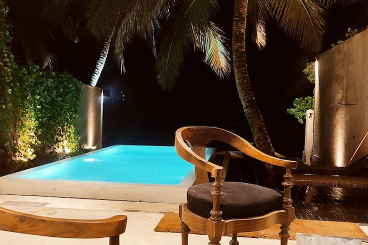 Pool 11 of 16