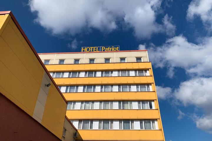 Exterior of Hotel Patriot