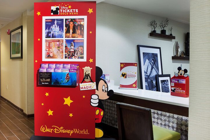 Concierge desk