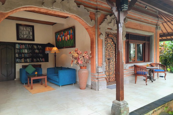 Hotel Interior 102 of 123