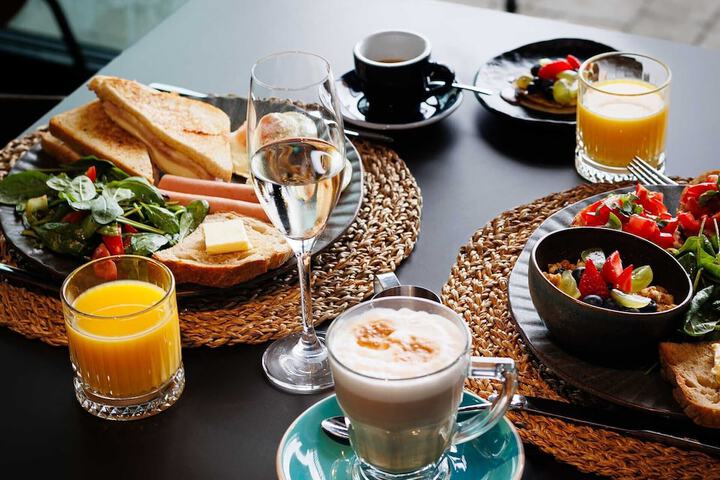 Breakfast/Coffee Service 32 of 49