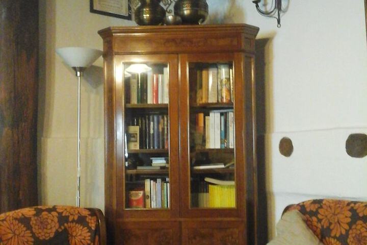 Room 11 of 31