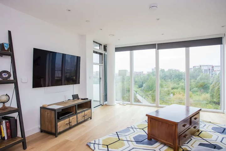 Room 2 of 15