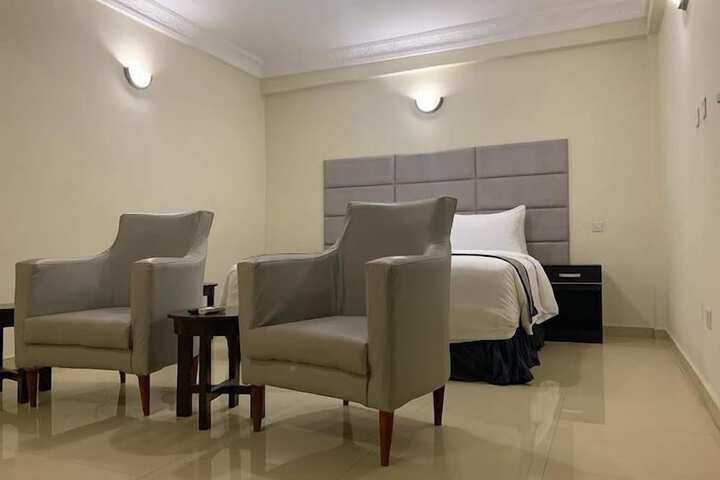 Room 7 of 64