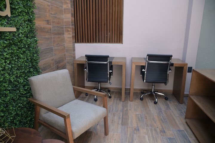 Business Center 86 of 86