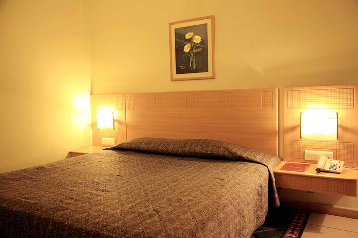 Room 15 of 43