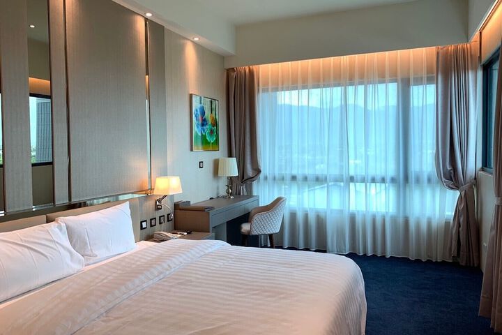 Room 7 of 43