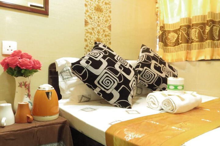 Room 30 of 58