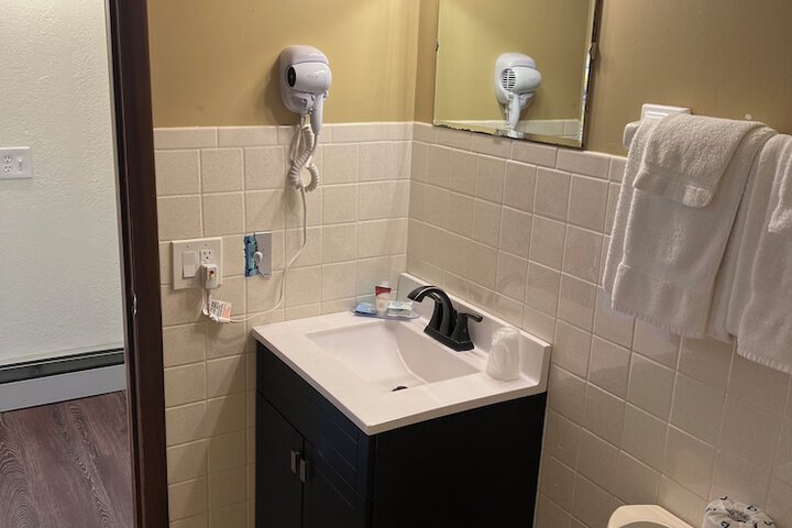 Room 138 of 180