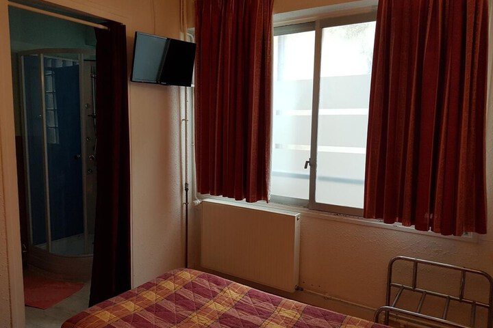 Room 21 of 69