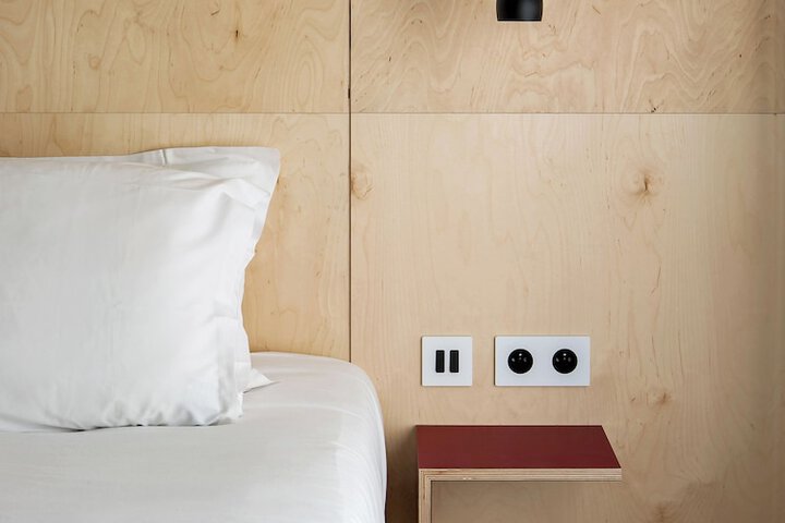 Room 3 of 64