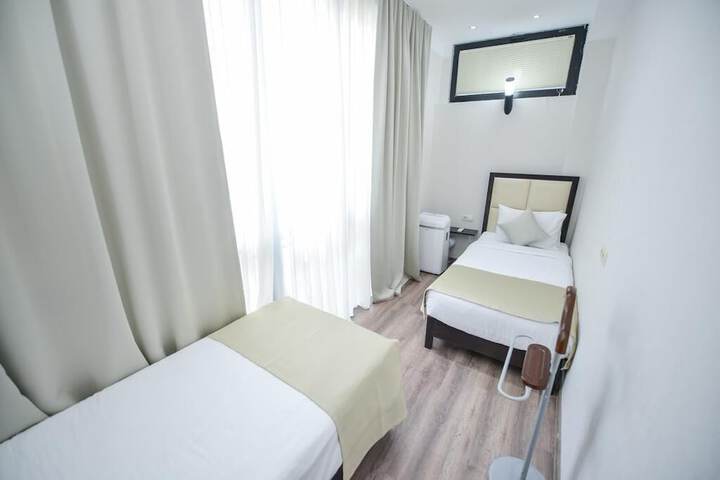 Room 21 of 54