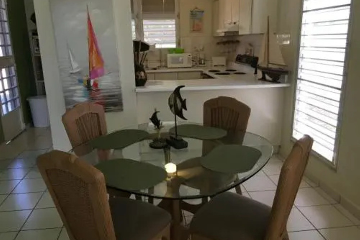 Room 3 of 9