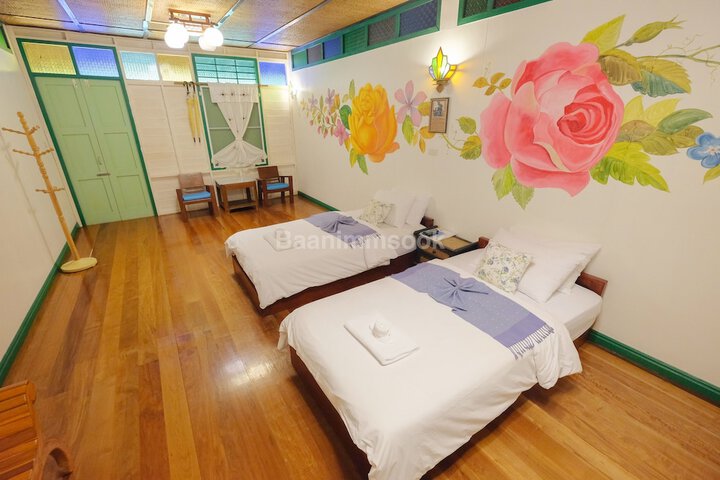 Room 17 of 260