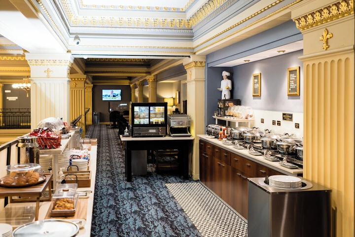 Breakfast/Coffee Service 44 of 71