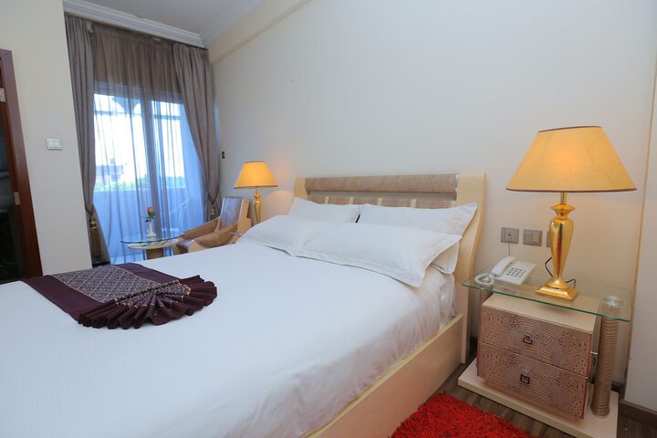 Room 5 of 24