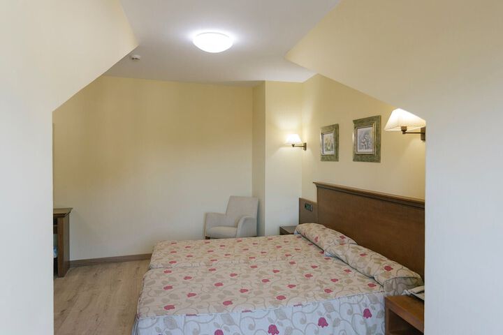 Room 22 of 175