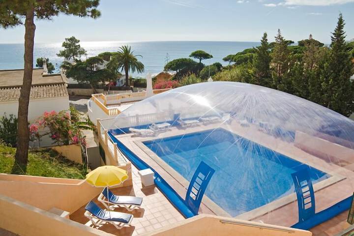 Pool Hotel