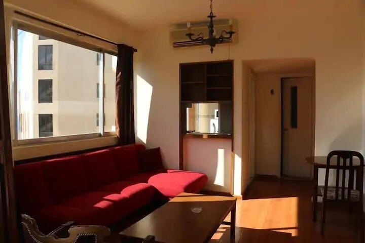 Room 25 of 39